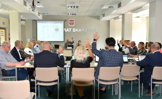 Zarząd Powiatu Skarżyskiego z wotum zaufania i absolutorium za 2024 r. 