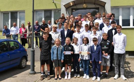 „ Serce dla Sportu”: Młodzi Sportowcy otrzymali stypendia z Charytatywnego Balu Miłośników Sportu