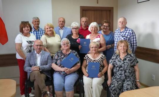 Posiedzenie Powiatowej Rady Seniorów – wspólne plany na rzecz integracji i aktywizacji osób starszych