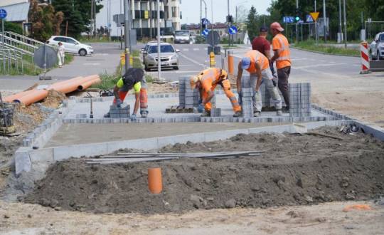 Aleja Tysiąclecia w przebudowie – prace w toku