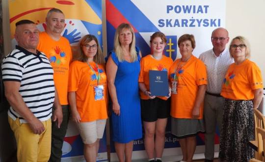 Powiat Skarżyski i Powiatowe Centrum Wolontariatu – razem dla rozwoju wolontariatu