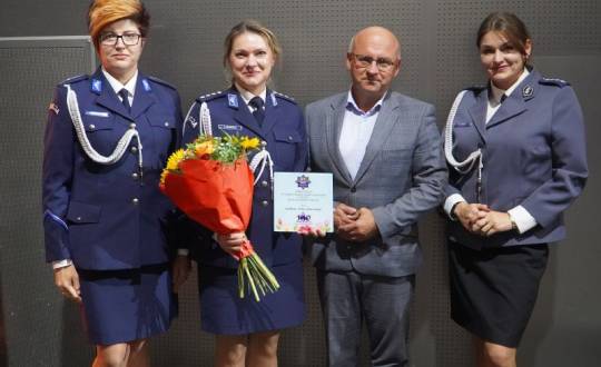 Funkcjonariuszka skarżyskiej Policji wśród wyróżnionych z okazji 100-lecia kobiet w Policji