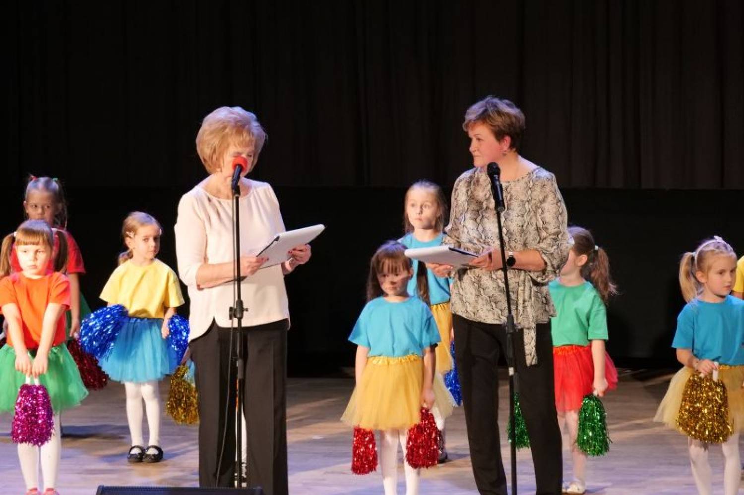 Artystyczne obchody Gminnego Dnia Seniora w Suchedniowie 