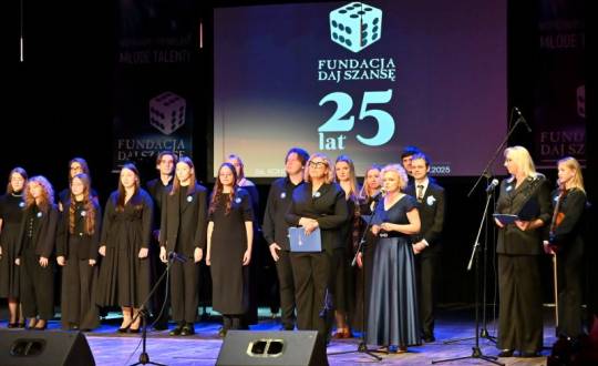25-lecie Fundacji „Daj Szansę” w Skarżysku -Kamiennej: Charytatywny Koncert Gwiazd