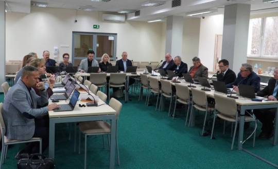 Radni przyjęli Program Współpracy z NGO na 2026 rok. Za nami XXII sesja Rady Powiatu Skarżyskiego