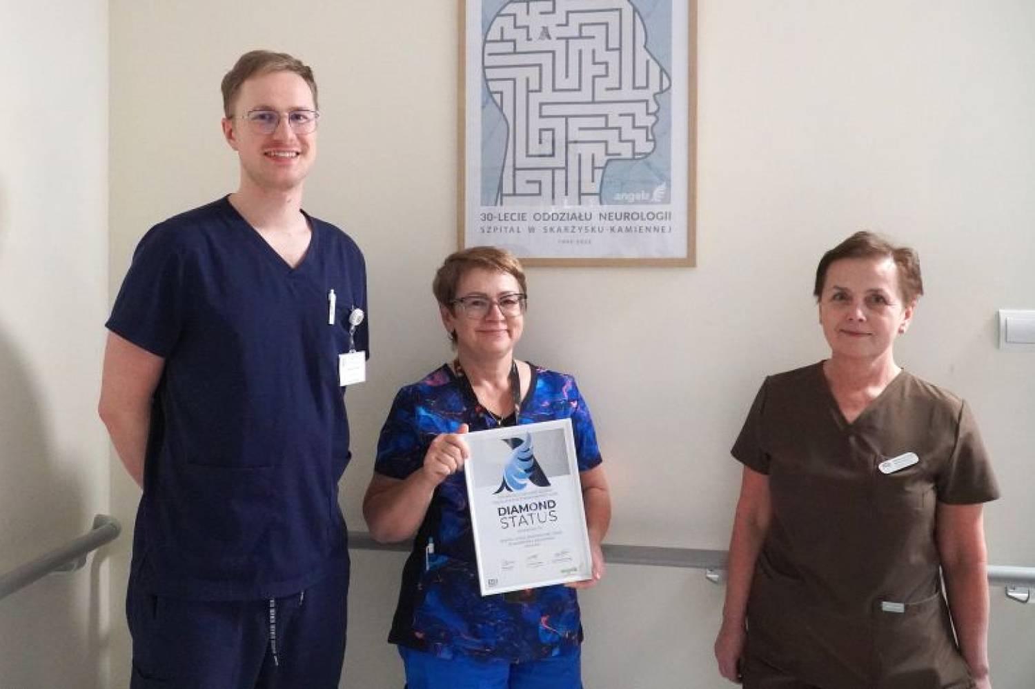 Szpital Powiatowy w Skarżysku z kolejnym Diamentowym Certyfikatem ESO/WSO Angels – 10 lat najwyższych standardów w leczeniu udaru mózgu