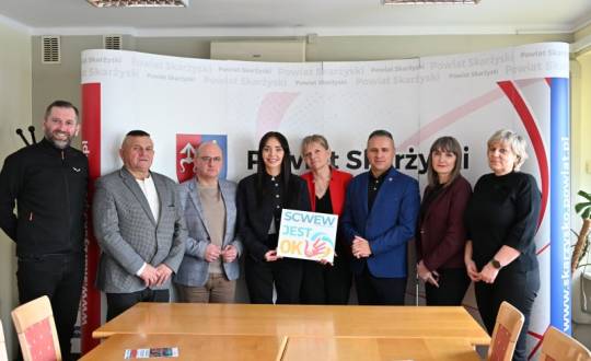 Wspólnie dla edukacji włączającej – spotkanie w Starostwie Powiatowym  w Skarżysku -Kamiennej