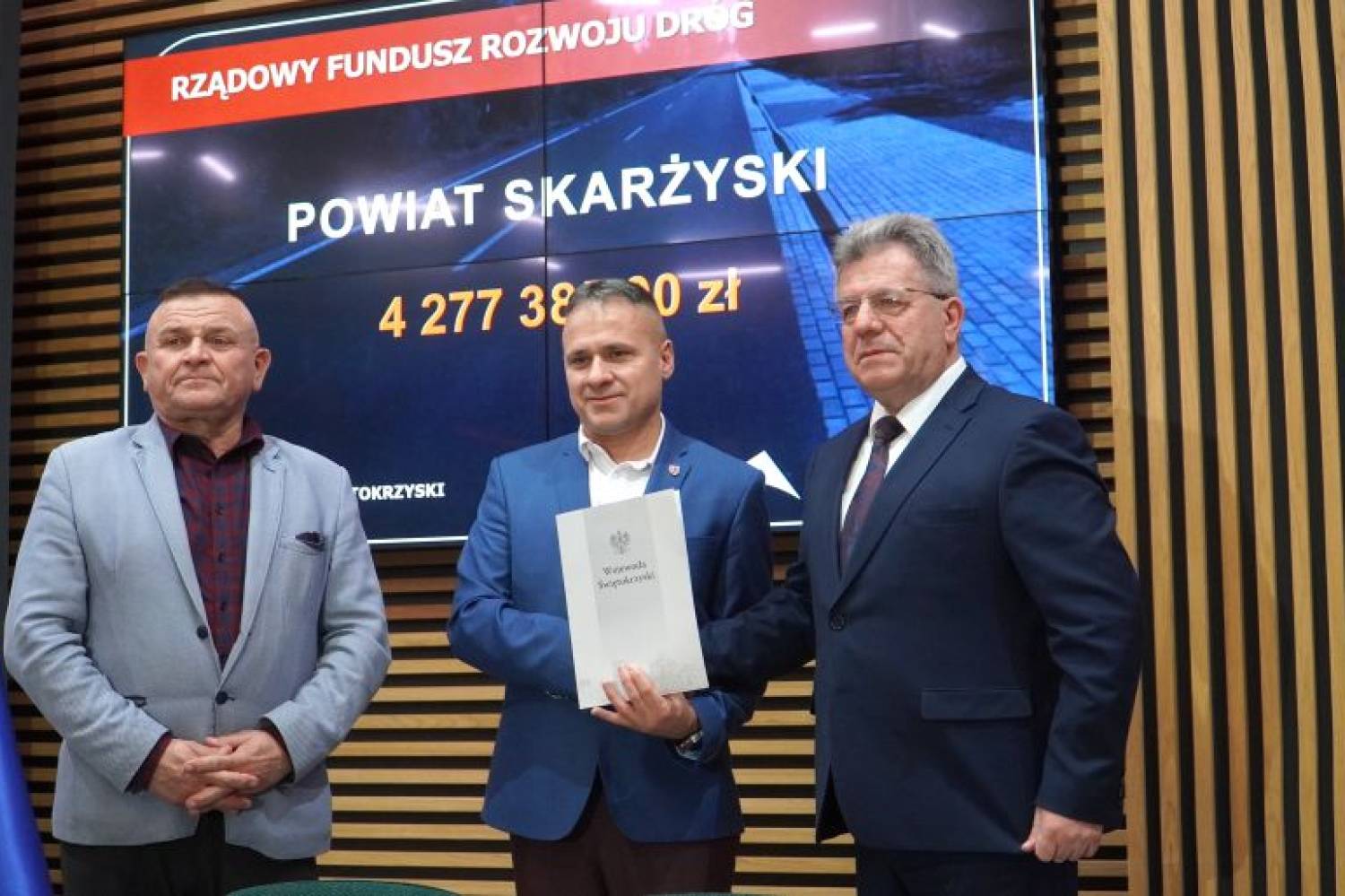 Powiat Skarżyski pozyskał 4,3 mln zł na rozbudowę ul. Kopernika i drogi w Lipowym Polu z przebudową mostu