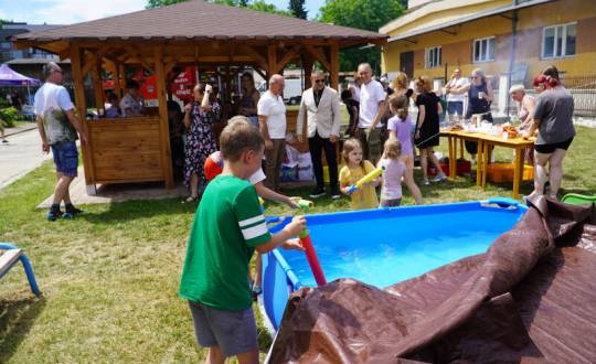 Piknik Integracyjny w skarżyskim Domu Dziecka. Był czas na zabawę, rozmowy i wyróżnienia