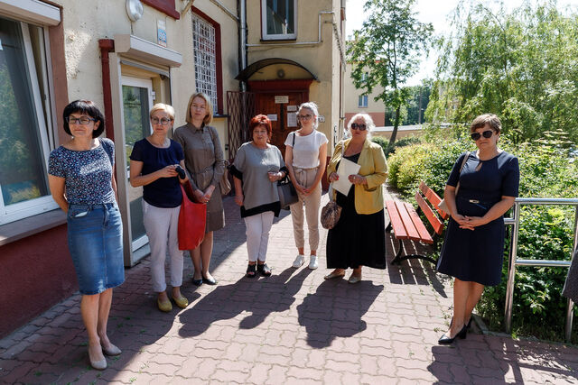 uczestnicy otwarcia ośrodka