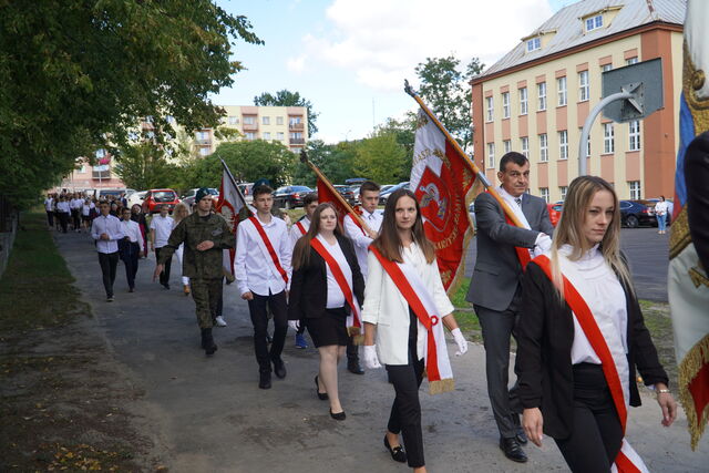  Wojewódzka inauguracja roku szkolnego - przemarsz