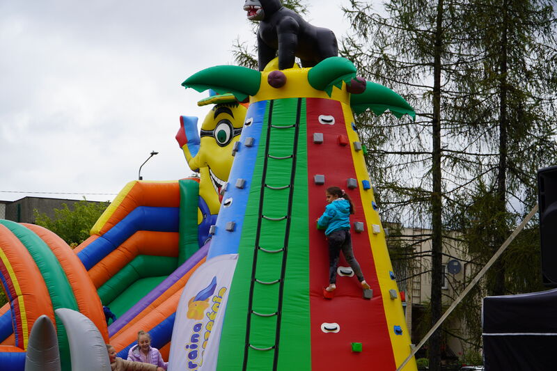 piknik integracyjny polsko-ukraiński w Skarżysku-Kamiennej - gry i zabawy dla dzieci