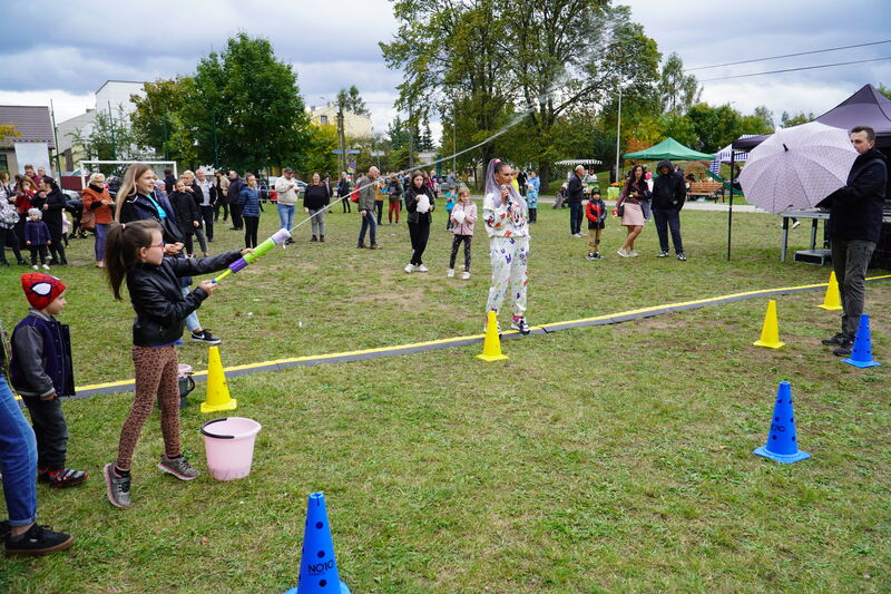 piknik integracyjny polsko-ukraiński w Skarżysku-Kamiennej - gry i zabawy dla dzieci