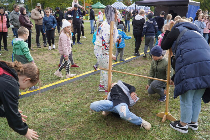 piknik integracyjny polsko-ukraiński w Skarżysku-Kamiennej - gry i zabawy dla dzieci