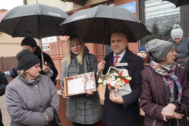 uroczyste przekazanie autobusu dla WTZ