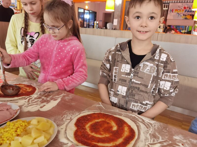 zimowisko dla dzieci z Ukrainy - warsztaty z pizzy