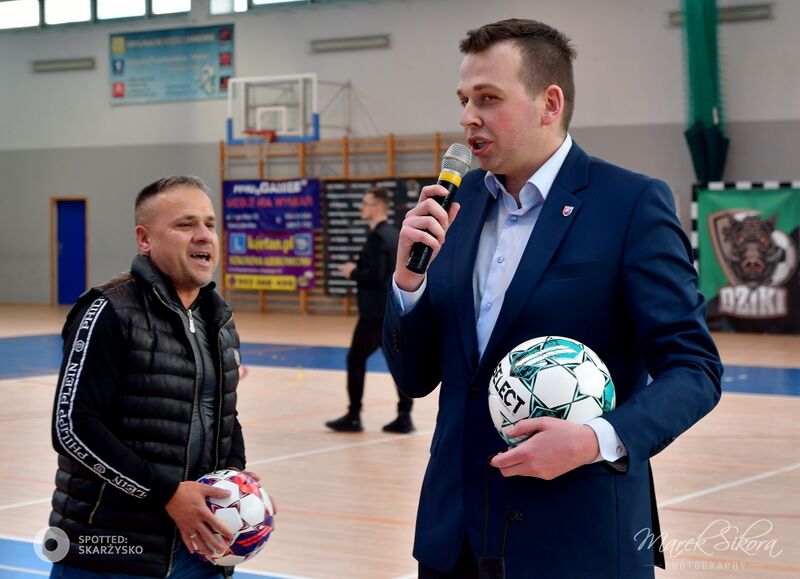 starosta a. Berus i członek zarządu a. Cok na scenie 