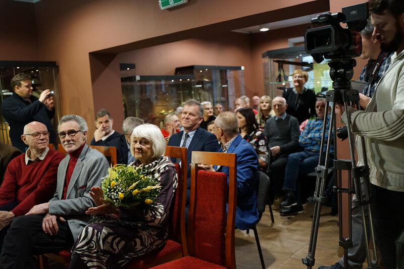 uczestnicy spotkania w Muzeum Orla Białego