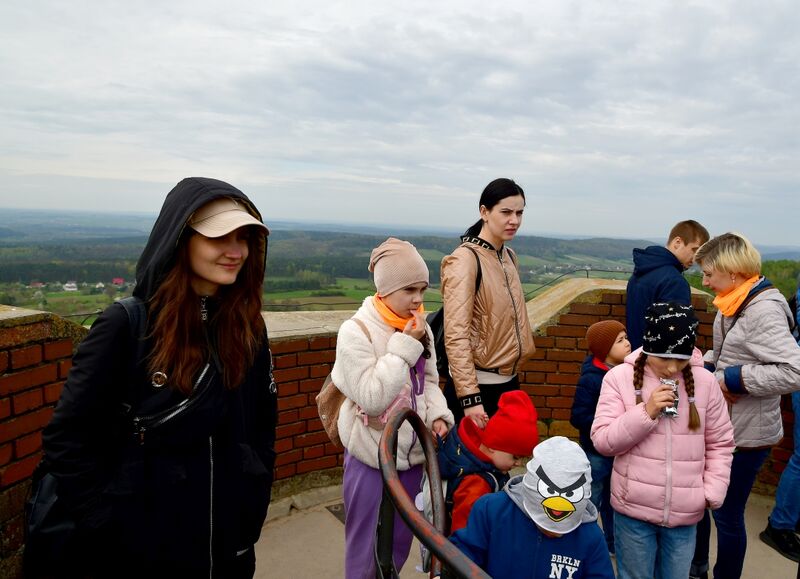 zwiedzanie zamku w Chęcinach 