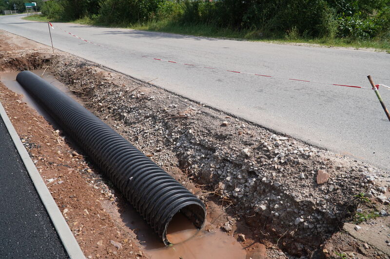 Budowa ścieżki pieszo-rowerowej na drodze Podzagnańszcze - Zagórze w gminie Łączna