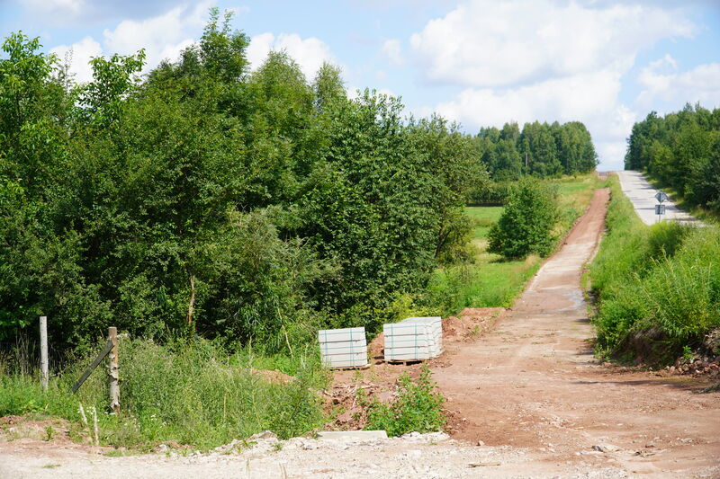  Budowa ścieżki pieszo-rowerowej na drodze Podzagnańszcze - Zagórze w gminie Łączna