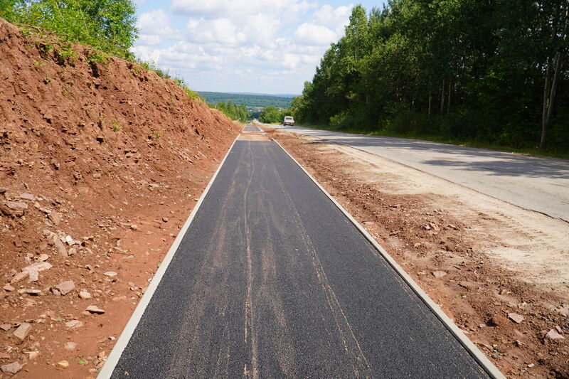 Budowa ścieżki pieszo-rowerowej na drodze Podzagnańszcze - Zagórze w gminie Łączna