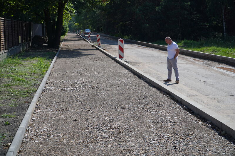 budowa drogi powiatowej Majków - Michałów 