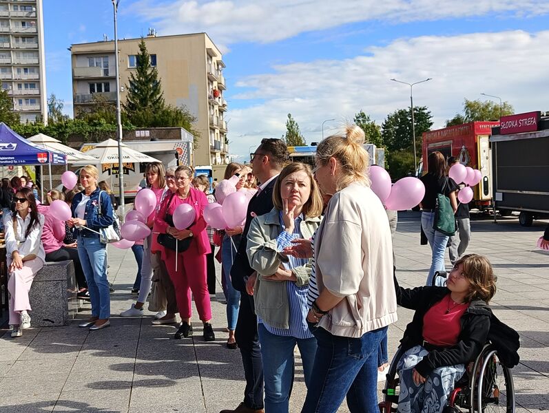 XV Skarżyski Marsz Różowej Wstążeczki 