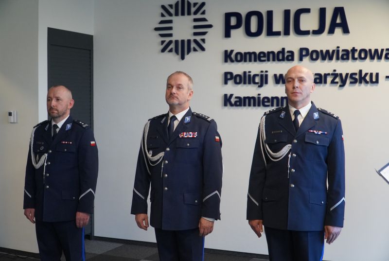 Ceremonia przekazania obowiązków komendanta powiatowego policji w Skarżysku-Kamiennej 