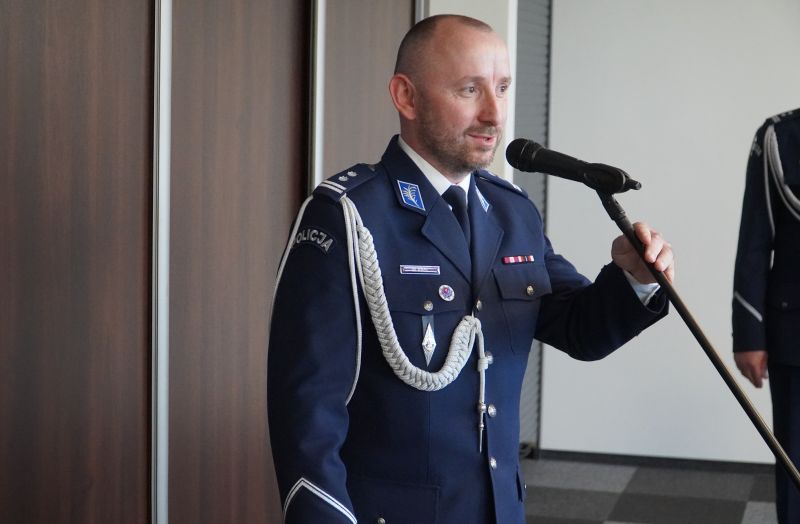 Ceremonia przekazania obowiązków komendanta powiatowego policji w Skarżysku-Kamiennej 