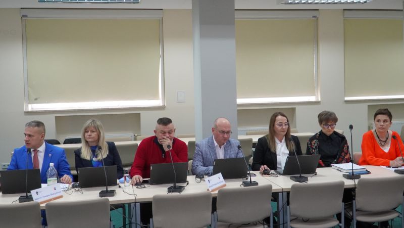 XIII w kadencji sesja Rady Powiatu Skarżyskiego