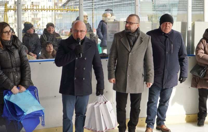 Uroczysta Ceremonia Otwarcia Świętokrzyskiego Mityngu Łyżwiarskiego Olimpiad Specjalnych w Skarżysku