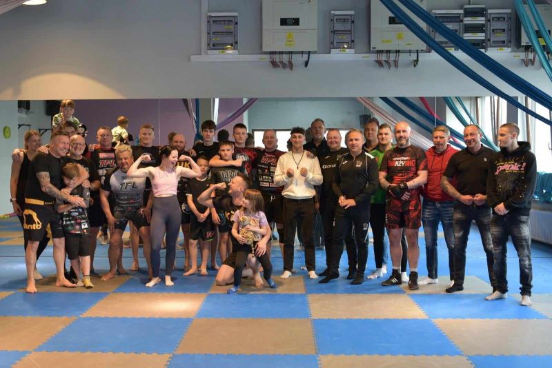 trening Miłosza Kruka zawodnika MMA