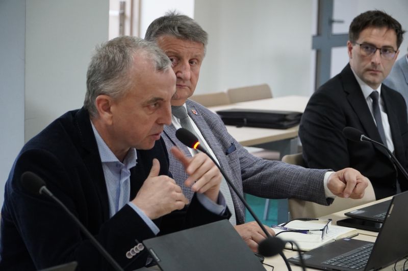 XVII sesja rady powiatu skarżyskiego 