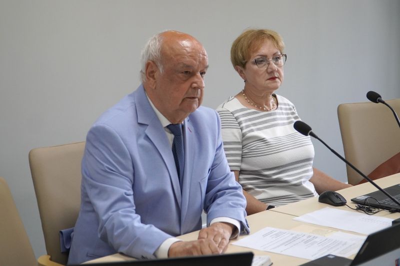 XVII sesja rady powiatu skarżyskiego 