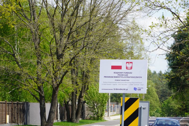Rozbudowana droga powiatowa Majków – Michałów oficjalnie oddana do użytku