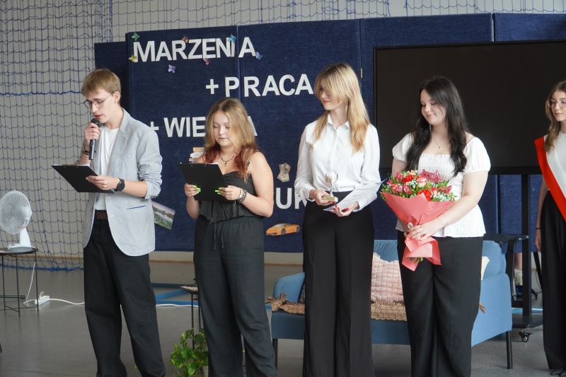 Uroczyste zakończenie nauki w II LO 