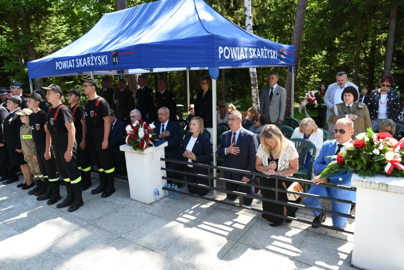 przedstawiciele Powiatu Skarżyskiego oraz zaproszeni goście
