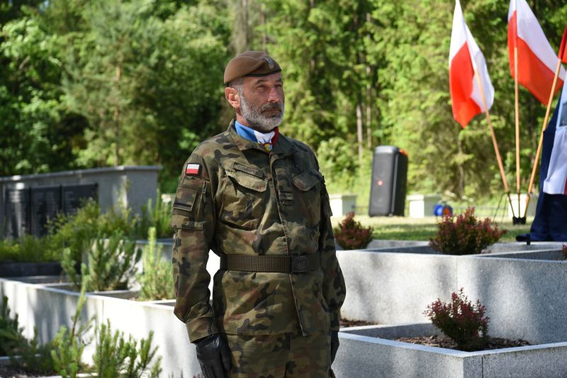 żołnierz 103 Batalionu Lekkiej Piechoty 10 Świętokrzyskiej Brygady Wojsk Obrony Terytorialnej z Ostrowca Świętokrzyskiego