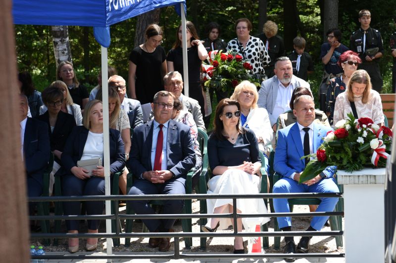 przedstawiciele Powiatu Skarżyskiego oraz zaproszeni goście