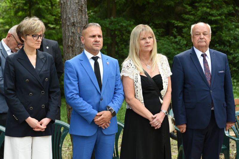  Małgorzata Nosowicz, Artur Berus, Katarzyna Bilska, Jerzy Żmijewski