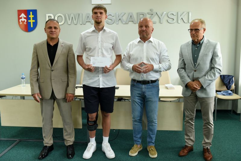 uroczystość wręczenia stypendiów