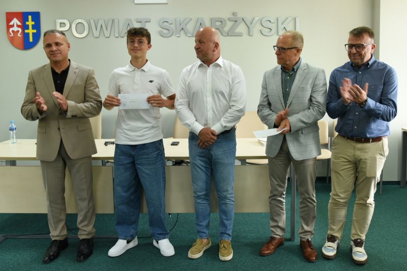 uroczystość wręczenia stypendiów