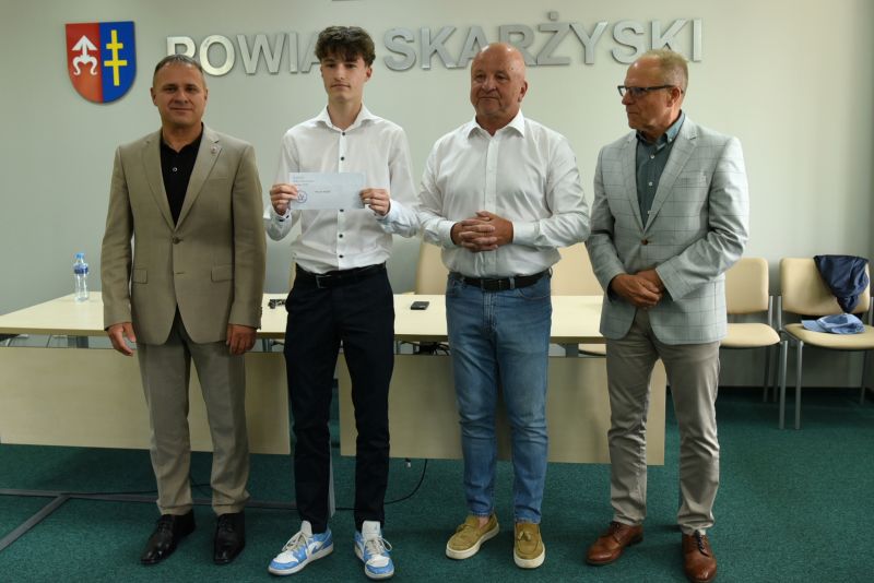 uroczystość wręczenia stypendiów