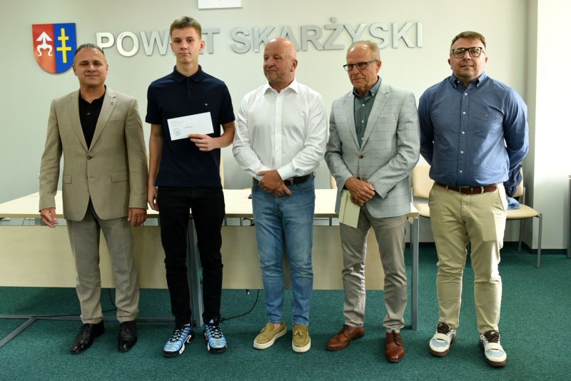 uroczystość wręczenia stypendiów