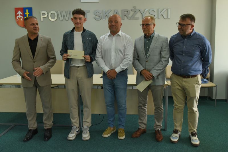 uroczystość wręczenia stypendiów