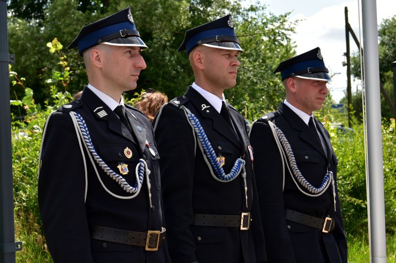 Uroczystość przekazania wozu strażackiego OSP Łączna