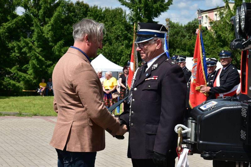 przekazanie dokumentów oraz kluczyków 