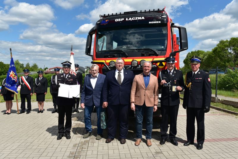 przekazanie dokumentów oraz kluczyków 