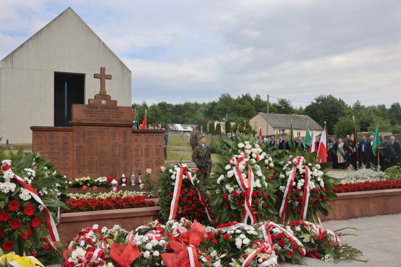 obchody 82. rocznicy pacyfikacji Michniowa 